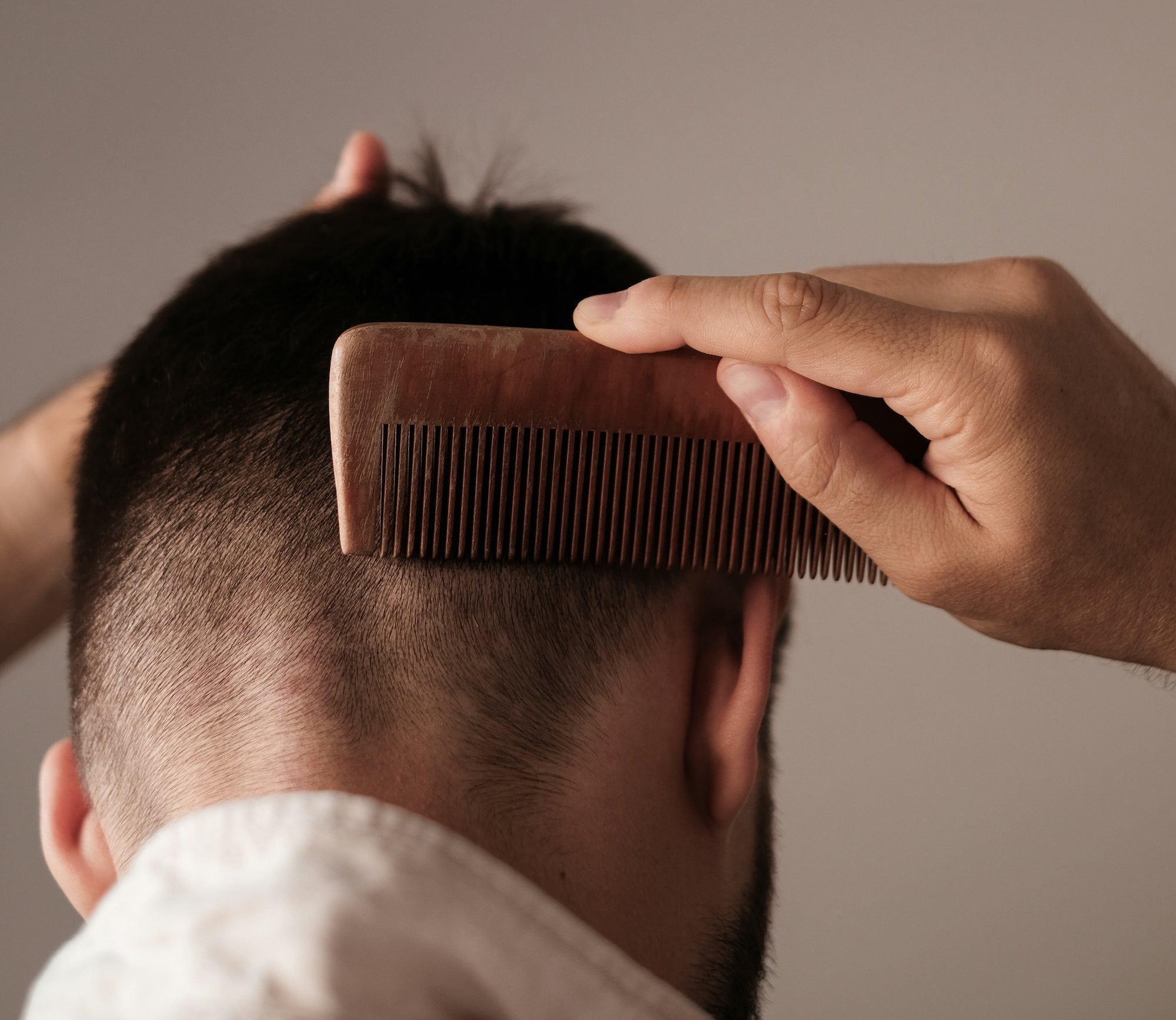 What Are Early Signs of Hair Loss? Plated exosome HAIR Serum